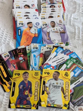 Lote 2 Balones Oro 300 Cromos Adrenalyn XL 25/26