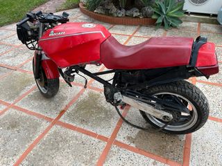 Restos Ducati Paso 750