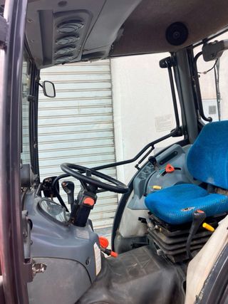 Tractor McCormick F105XL