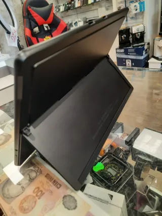 Microsoft Surface Pro 8 256GB i5 11ª Gen 8GB RAM