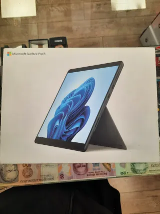 Microsoft Surface Pro 8 256GB i5 11ª Gen 8GB RAM