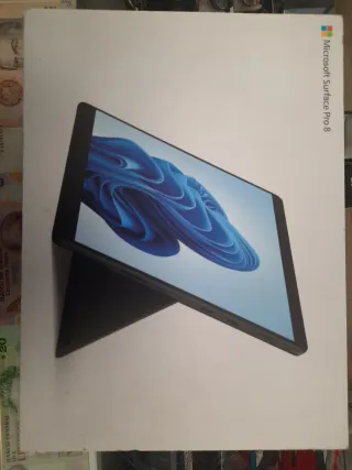 Microsoft Surface Pro 8 256GB i5 11ª Gen 8GB RAM