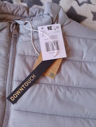 Chaqueta acolchada gris