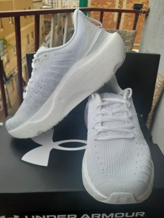 Zapatillas Under Armour Infinite Elite Blancas