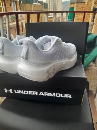 Zapatillas Under Armour Infinite Elite Blancas