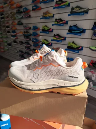 Zapatillas Atom Terra Max Beige/Naranja