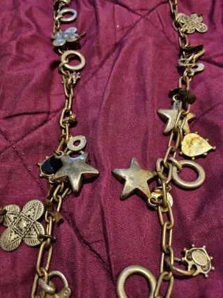 Collar bisutería plata con dijes