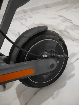 Patinete Eléctrico Xiaomi Ultra 4