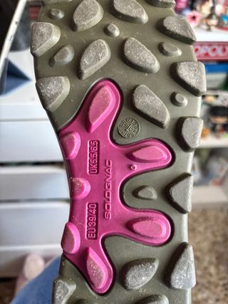 Botad de agua. Con forro interior de tela