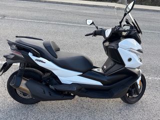 Voge SR4 350 cc Maxiscooter Automática