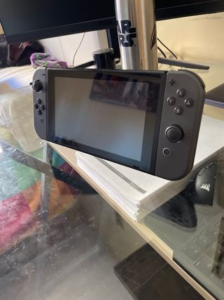 Nintendo Switch Negra Completa