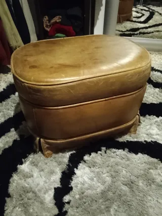 Puff de piel  Cuero desgastado