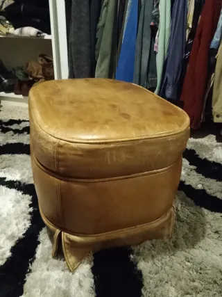 Puff de piel  Cuero desgastado