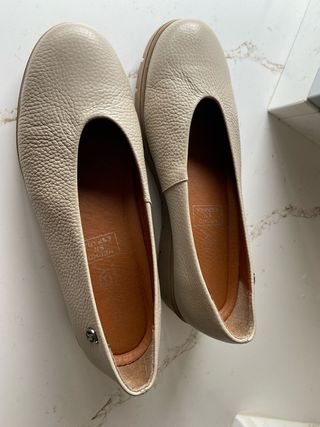 Bailarinas cuña beige