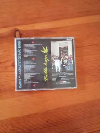 CD Daniel y La Quartet de Baño Band Doble Hoja