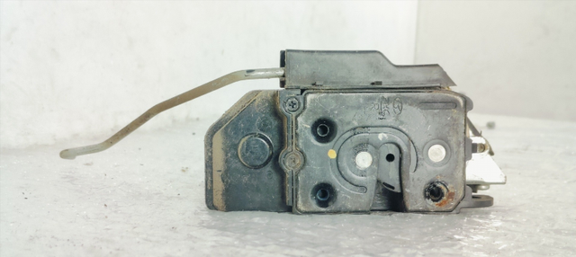 Serratura porta anteriore destra Hyundai i10 1.1 I 2008