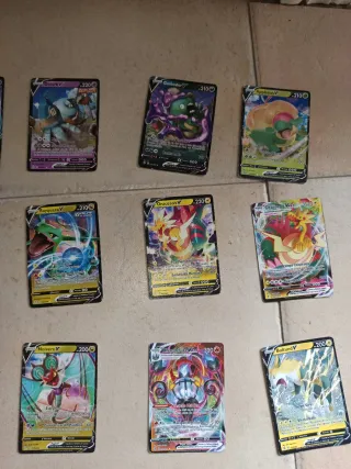 Cartas Pokémon V y VMAX