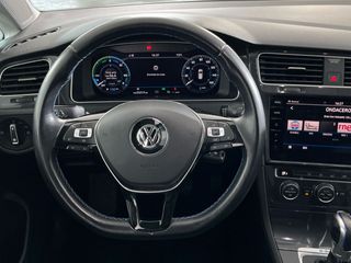 Volkswagen Golf e-Golf ePower 100 kW (136CV)