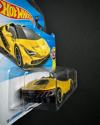 Hot Wheels Lamborghini Centenario Roadster