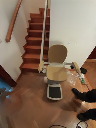 SILLA SALVAESCALERAS EN OVIEDO
