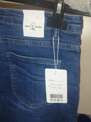 Jeans donna a zampa blu