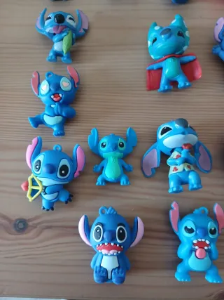 Lote de muñecos de Stitch