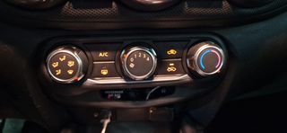 Nissan Juke 1.0 DIG-T Acenta 4x2 114