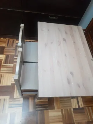 Mesa y 2 Sillas Niños IKEA