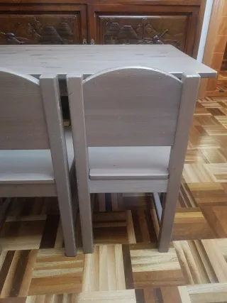Mesa y 2 Sillas Niños IKEA
