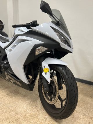 Kawasaki Ninja 300