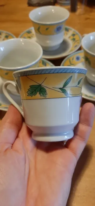 Servizio 6 tazze caffè o the con piattini