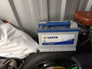 Batería Varta 12V 74Ah poco uso