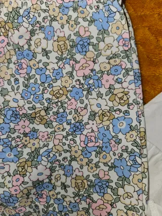 Conjunto Blusa Manga Comprida e Leggings Florais