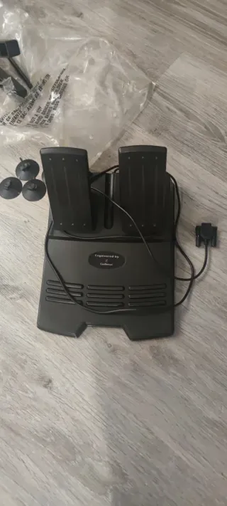 Volante Ferrari con Pedales