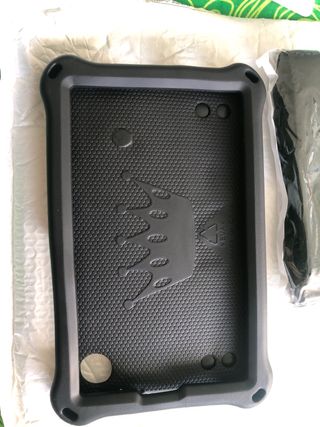 Vendo fundas tablet  8.7 Azul y negro...
