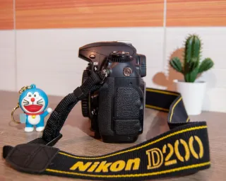 Nikon D200
