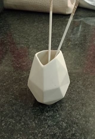 Vasetto profumatore bianco