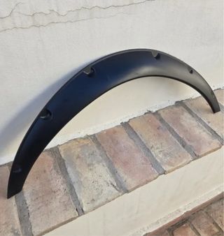 Aletines Suzuki Samurai sin estrenar