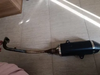 Escape Arrow Honda Forza 125cc 2022