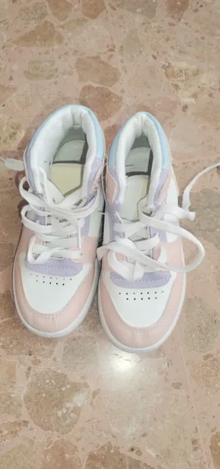 Zapatillas deportivas niña pastel, número 26