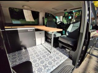 Mercedes-Benz Viano 2012 Camperizada.