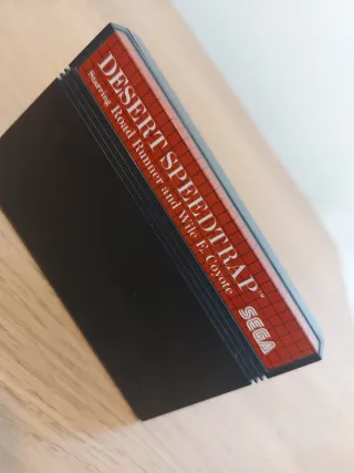 SEGA Desert Speedtrap - Road Runner y Wile E. Coyo