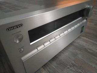 Onkyo TX-NR838
