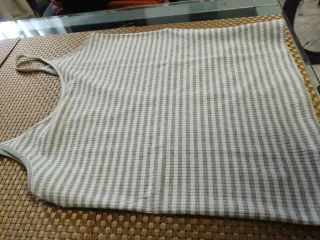 Camiseta de tirantes a rayas