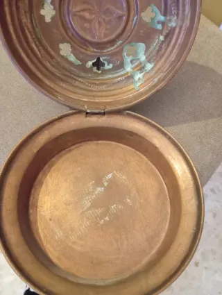 Antiguo calentador de cama de cobre