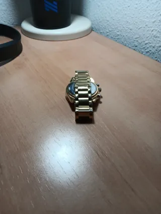 Reloj Skyline Dorado