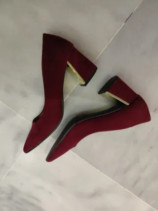 Zapatos de tacón granates Primark