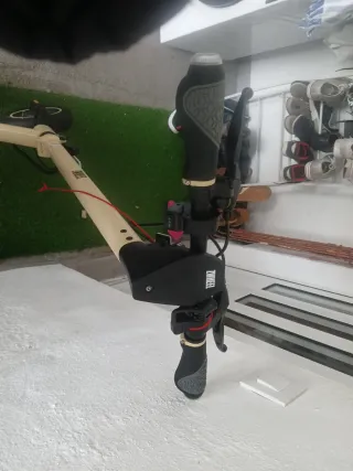 Patinete Eléctrico Beige