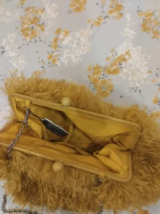 Bolso pelo Parfois bandolera beige/amarillo