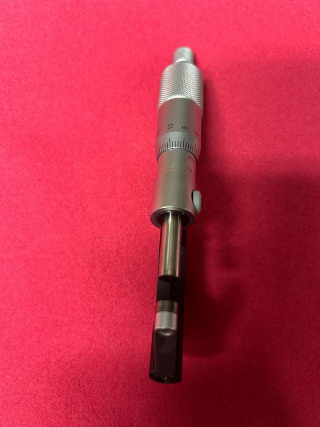 Micrómetro Mitutoyo modelo N0. 102-217